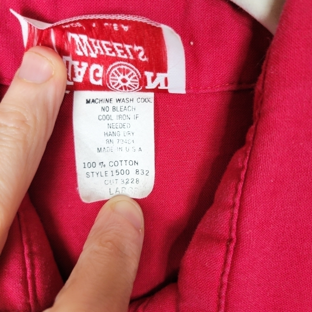 Vintage Wagon Wheels Red Western Rodeo Fringe Button Up Shirt - Picture 8 of 9